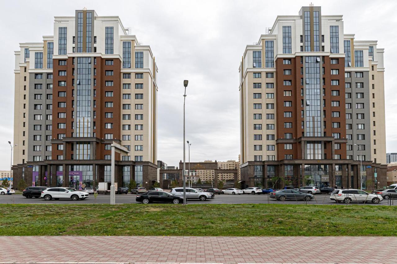 Шикарная Квартира На Против Сада Астана Экстерьер фото